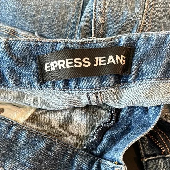 Express Blue Barley Boot Stella Low Rise  Jeans with Distressed Details - Picture 2 of 5